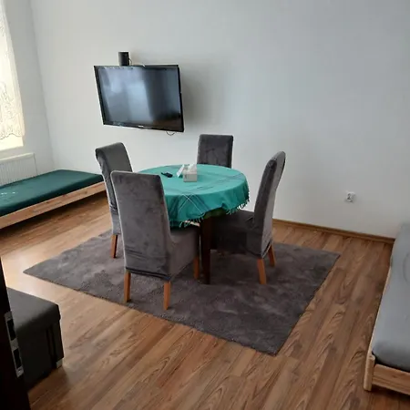 Friendly House 公寓 博莱斯瓦维茨